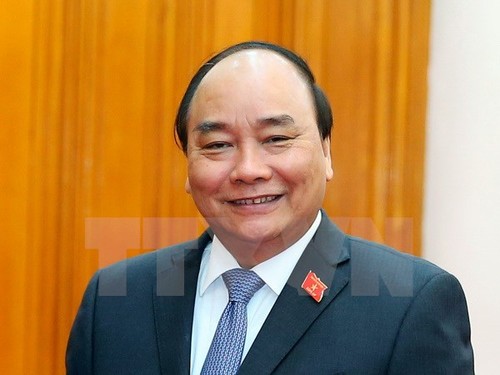 Prime Minister Nguyen Xuan Phuc attends CLV9 summit - ảnh 1